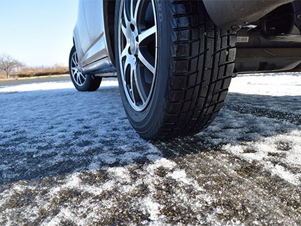 スタッドレスタイヤ